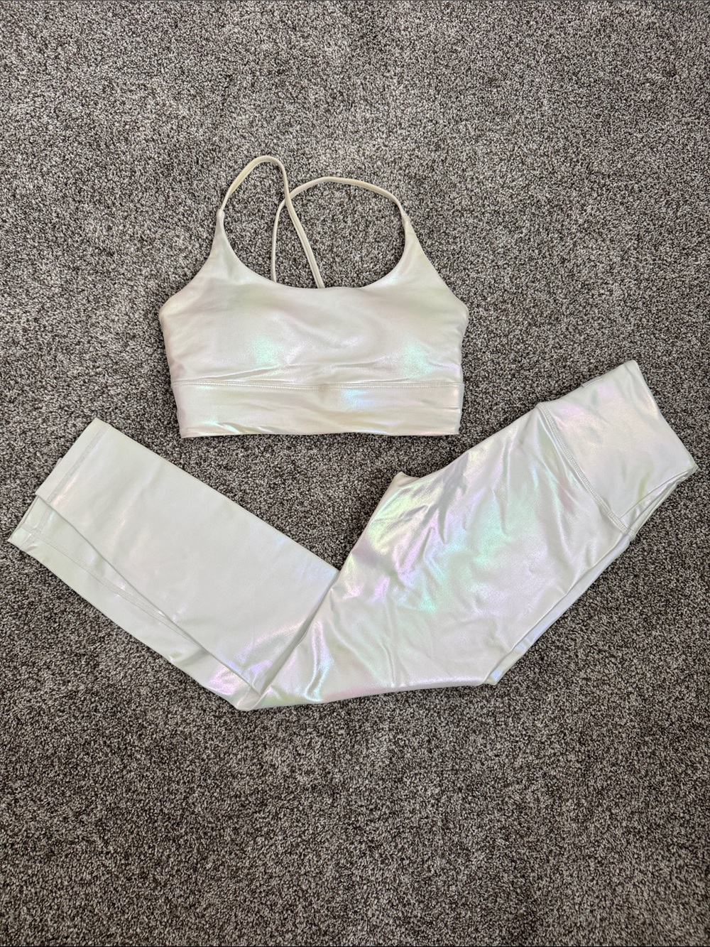 Iridescent White Light n Tight Leggings & Strappy Sports Bra Set - Women